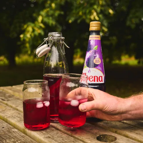 Vista 8 de Ribena Jugo de grosella negra 28.74 onzas