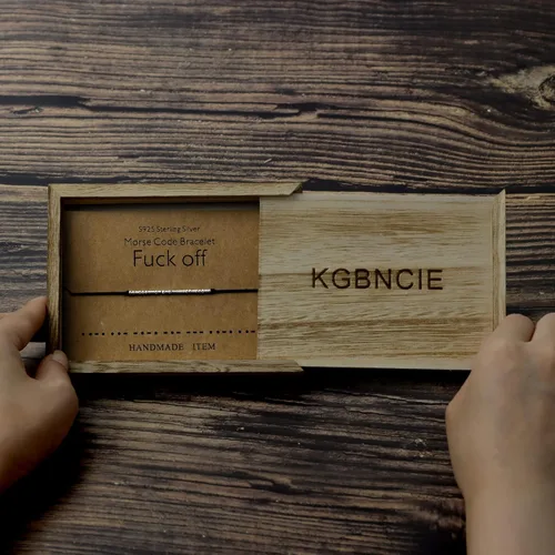 Vista 4 de KGBNCIE Bad Ass - Pulsera con código morse regalo para ella cuentas de plata de ley en cordón de seda regalo inspirador para ella