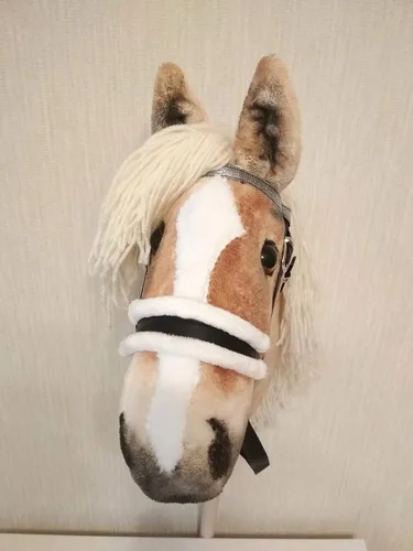 Vista 3 de Caballo de Pasatiempo Realista con Cabezada - Caballo Haflinger A3 en Palo