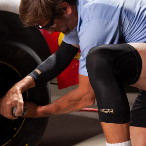 Vista 5 de Manga de Compresión para Rodilla Copper Fit Freedom