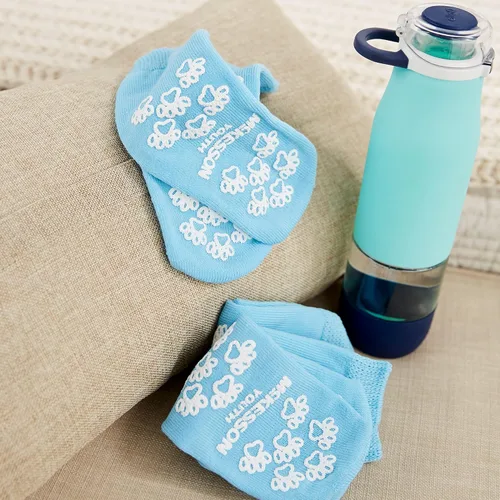 Vista 7 de McKesson Unisex Non-skid Slipper Socks Youth Sz. 8 to 4.5 Blue