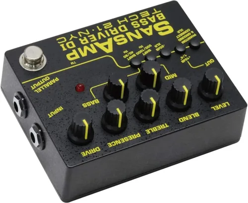 Vista 4 de Tech 21 SansAmp Bass Driver DI V2 Pedal Bundle - Caja DI, salida XLR, kit de guitarra baja, pedal de controlador, cables de conexión, púas, paño