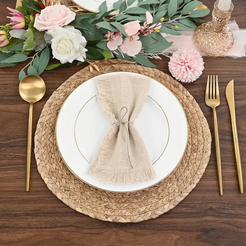 Vista 7 de Paquete de 12 servilletas de lino y algodón beige de 16 x 16 pulgadas, hechas a mano con flecos, servilletas de tela suave, lavables y rústicas