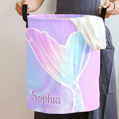 Vista 2 de Cesta de lavandería con cola de sirena, color morado, con nombre, impermeable, con asas, para lavandería, baño, universidad