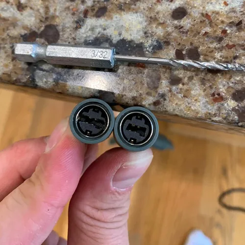 Vista 3 de Paquete de 2 cables de repuesto USB Breakaway para mandos con cable Xbox 360, color gris oscuro