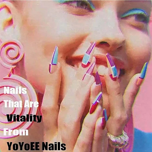 Vista 5 de Uñas postizas francesas largas a presión, uñas postizas mate, uñas postizas de ataúd, uñas acrílicas con graffiti negro, para mujeres y niñas, 24