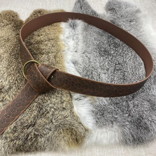 Vista 4 de HiiFeuer Cinturón repujado medieval de la junta tórica del cuero de la PU, cinturón retro del caball