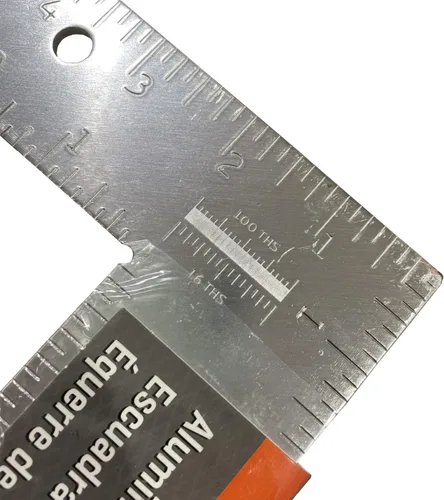 Vista 2 de Swanson Tool TA123 - Cuadrado de carpintero de aluminio (16 x 24 pulgadas)