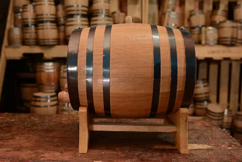 Vista 3 de Personalizado Barril de envejecimiento de bourbon de roble blanco americano roble envejecido (20 litros, aros negros)