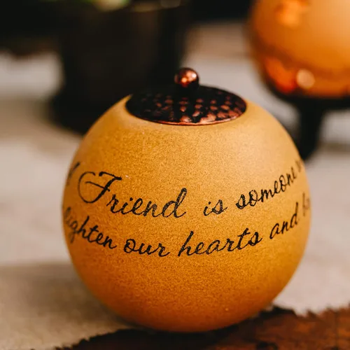 Vista 2 de Pavilion Gift Company Comfort Candles - Portavelas redondo de 4-1/2 pulgadas, amigo