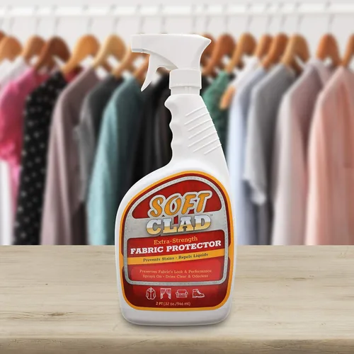 Vista 7 de Protector de tela extra resistente en aerosol que evita manchas y repele líquidos. SoftClad protege muebles, zapatos, alfombras, tapicería, gamuza
