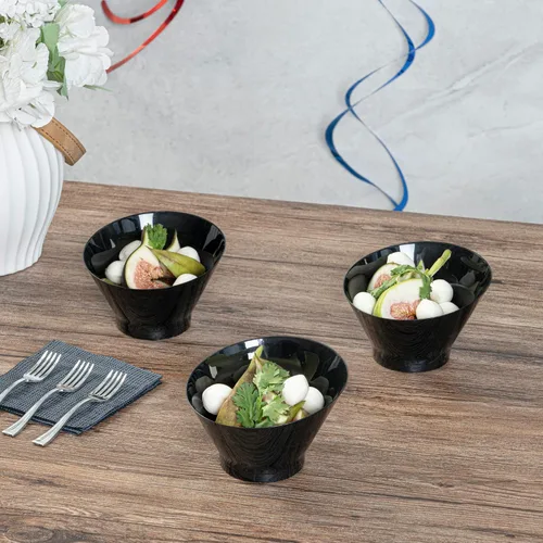 Vista 47 de Restaurantware - Cuencos para servir de 5 onzas, 100 cuencos desechables para aperitivos, diseño inclinado, redondo, cuenco de plástico negro