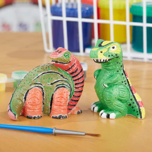 Vista 7 de Melissa & Doug Decorate-Your-Own Dinosaur, kit de artesañías de figuras; 2 dinosaurios de resina sólida pintada