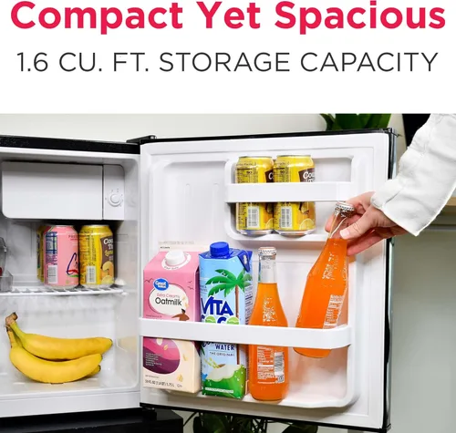 Vista 3 de FRIGIDAIRE Mini refrigerador retro negro de 1.6 pies cúbicos con control de termostato ajustable de ahorro de energía, abrebotellas de montaje