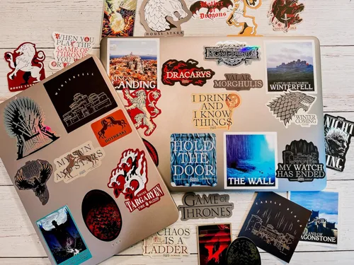 Vista 2 de Adhesivos de vinilo de Juego de Tronos de Conquest Journals, 60 calcomanías únicas que incluyen 5 hologramas, impermeables, resistentes a los rayos