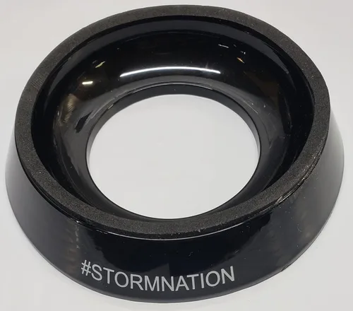 Vista 2 de Storm Bowling Ball Cup/Stand / Ball Holder (negro) Soporte para bolas de boliche y accesorios Compatible con Brunswick, Storm, Hammer y más