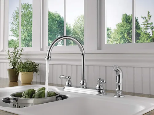 Vista 2 de Peerless Claymore P299575LF - Grifo para fregadero de cocina con pulverizador lateral, cromado Cromo