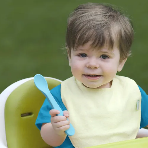 Vista 2 de Baberos para bebés que se mantienen secos