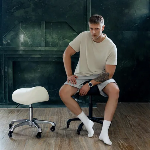 Vista 2 de Taburete grande giratorio neumático resistente con asiento extra ancho para clínica higiénica, spa, masaje, hogar y oficina, 505 KIMO (negro)