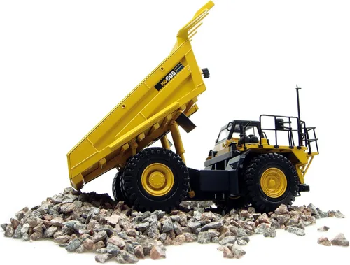 Vista 3 de Universal Hobbies Camión volquete UH8009 de Komatsu HD605 de la escala 1:50
