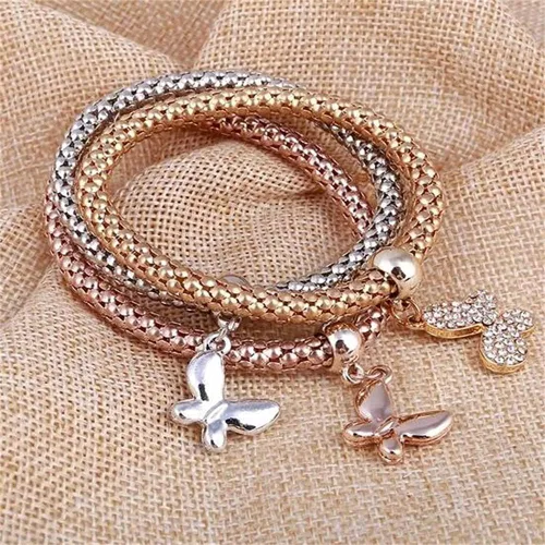 Vista 5 de SILANER Pulseras multicapa con dijes de cristal, 3 pulseras de cadena de maíz de oro/plata/oro rosa para mujer, pulsera elástica en forma de corazón