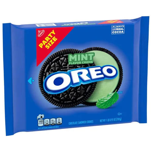 Vista 13 de OREO Galletas sándwich de chocolate con crema de menta, tamaño de fiesta, 24.95 onzas