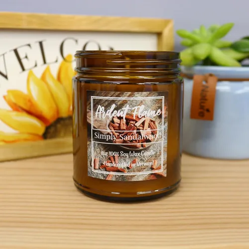 Vista 3 de Velas Simply Sandalwood Vela de cera de soja 100% natural para decoración del hogar Altamente perfumada Fragancia premium Hecho a mano