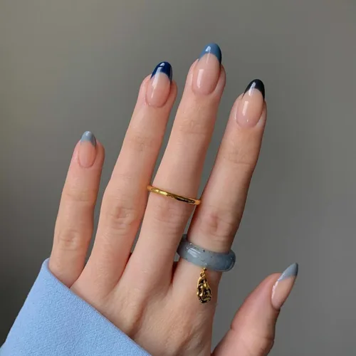 Vista 18 de 30 Uñas Postizas de Punta Francesa Negra a Presión, Uñas de Almendra Cortas para Presionar, Uñas Postizas Cortas en Forma de Almendra, Uñas